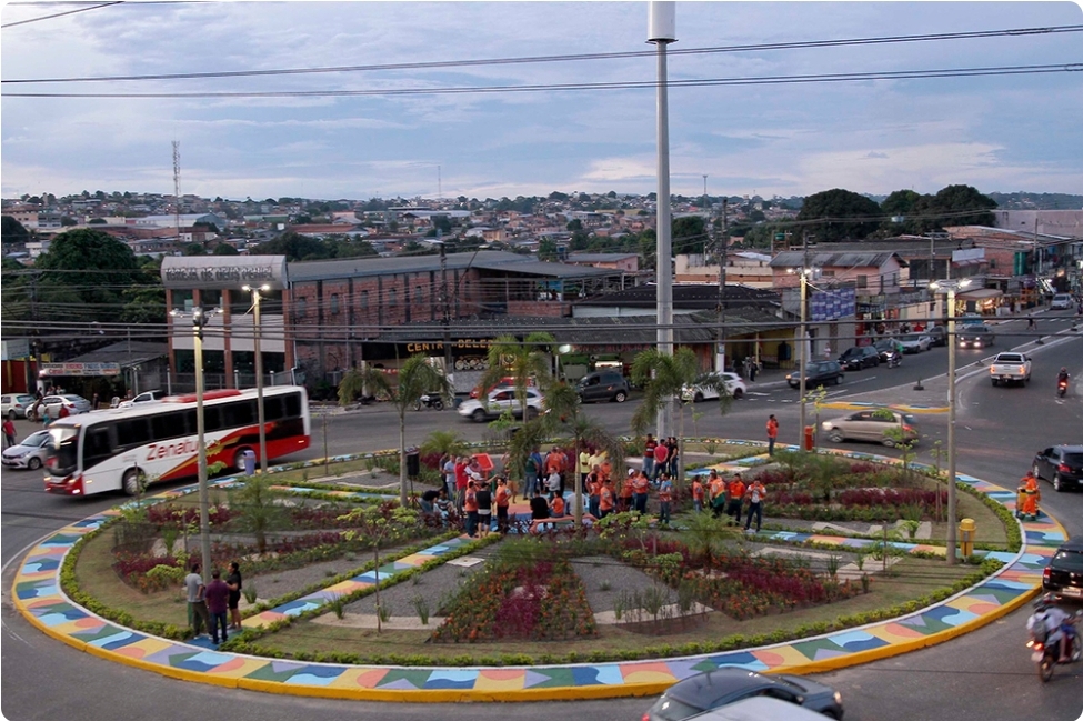 Leia mais sobre o artigo ROTATÓRIA CORONEL JORGE TEIXEIRA É ENTREGUE REVITALIZADA PELA PREFEITURA DE MANAUS