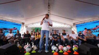 Trinta clubes amazonenses vão disputar competições com patrocínio histórico do Governo do Estado