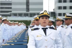 Leia mais sobre o artigo Concurso da Marinha oferta 16 vagas com salário de R$ 9 mil em Manaus