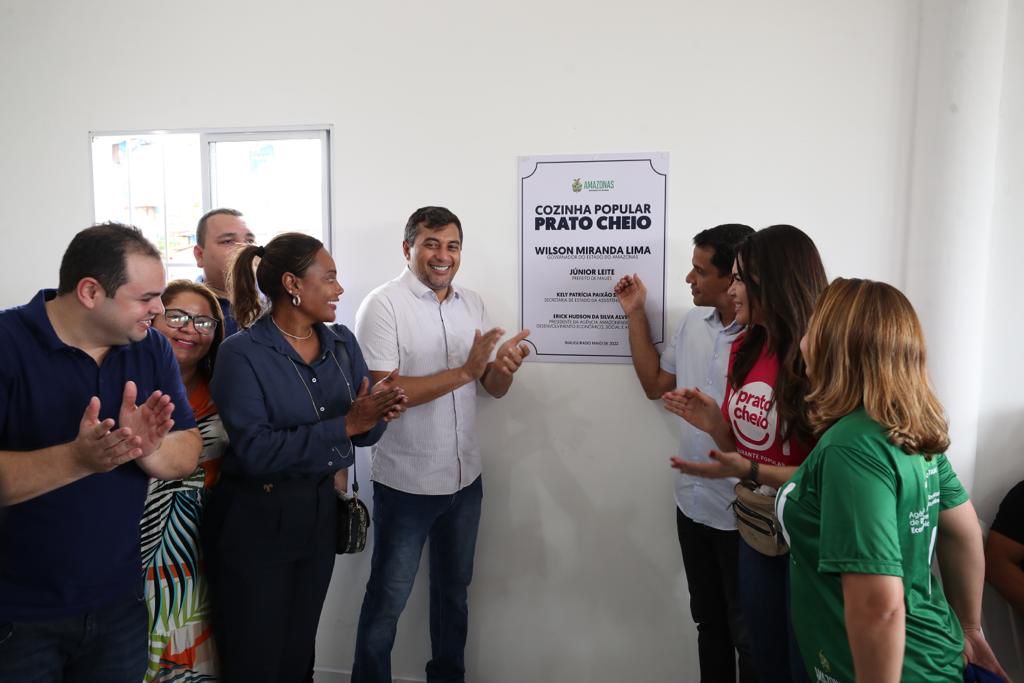 Você está visualizando atualmente Governador Wilson Lima inaugura em Maués a nona unidade do Prato Cheio no interior do estado