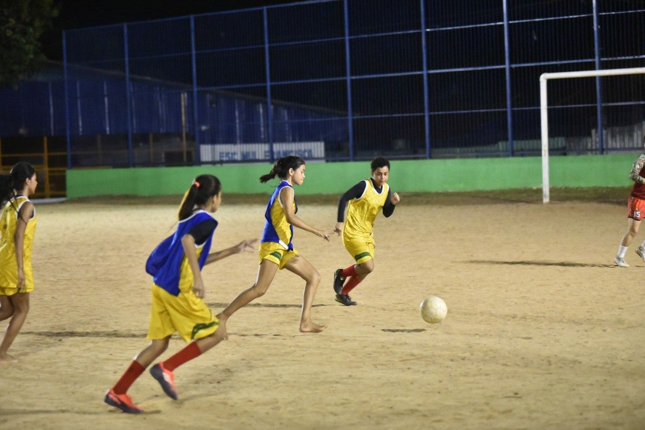 No momento, você está visualizando Com mais de 90 alunas, futebol feminino do Pelci contribui com integração da mulher na modalidade