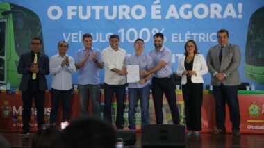 Wilson Lima anuncia repasse de R$ 34,9 milhões para a Prefeitura de Manaus adquirir 12 ônibus elétricos