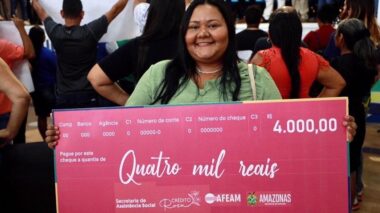 Crédito Rosa: empreendedoras recebem cheque-símbolo de R$ 4 mil em ação em Presidente Figueiredo
