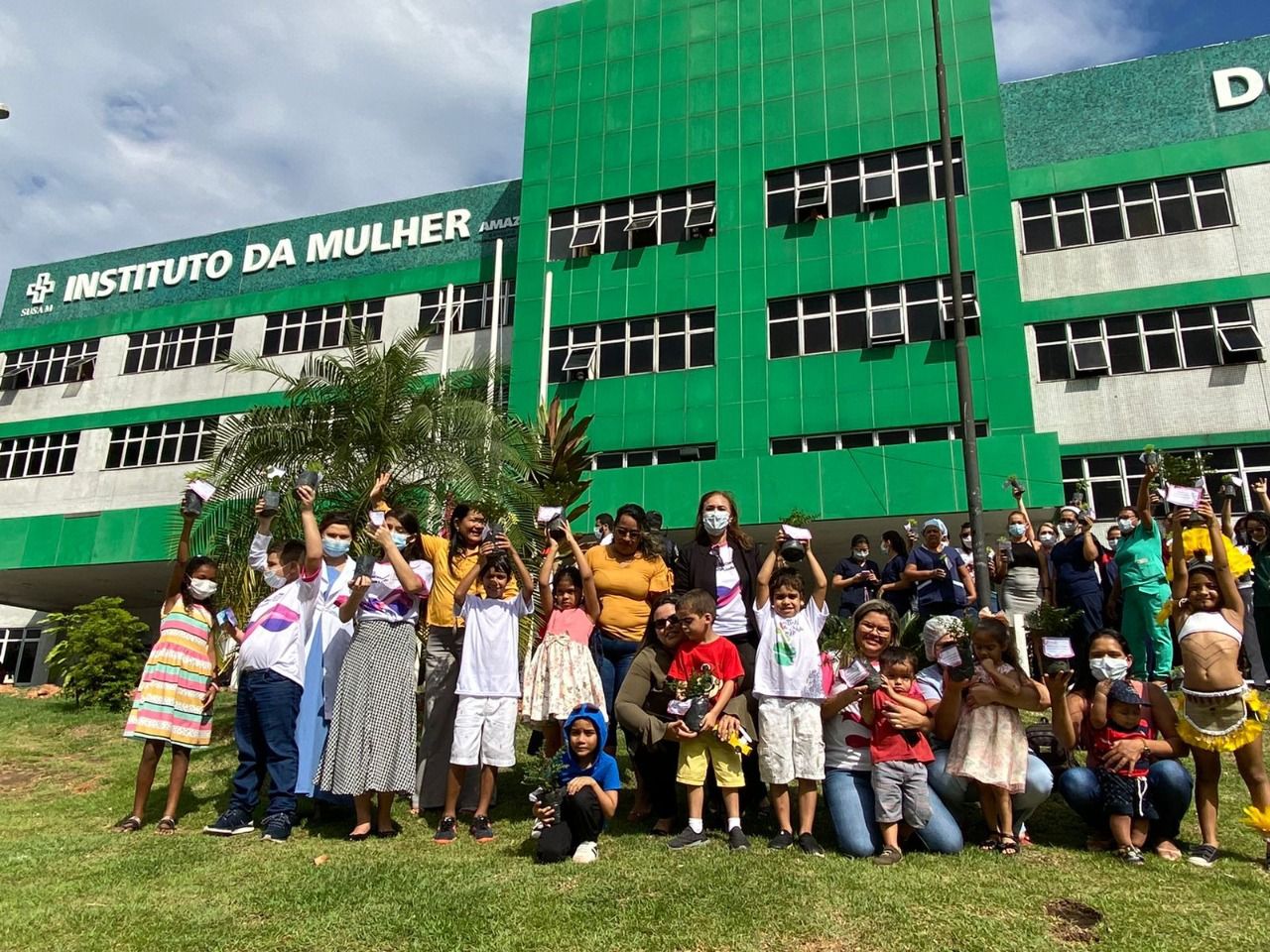 No momento, você está visualizando Instituto da Mulher Dona Lindu lança novos projetos em comemoração aos 12 anos de história