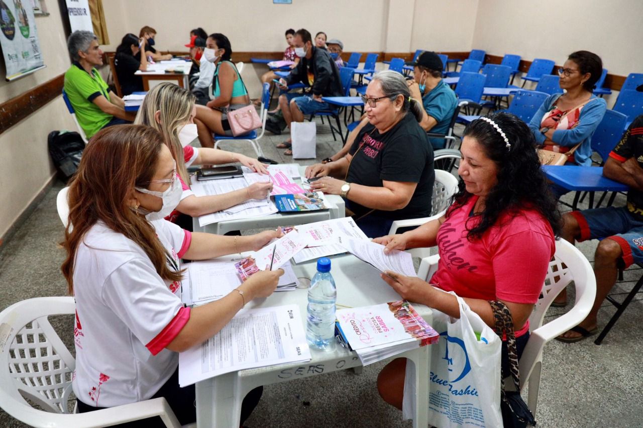 No momento, você está visualizando Empreendedoras recebem cheque simbólico do Crédito Rosa durante Governo Presente deste sábado (11/06)