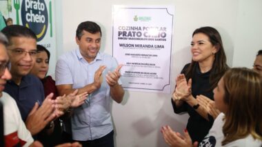 Em Iranduba, Wilson Lima inaugura 10ª unidade do Prato Cheio no interior