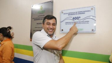 Em Parintins, Wilson Lima entrega unidade de ensino e alcança a marca de 400 escolas revitalizadas na rede estadual