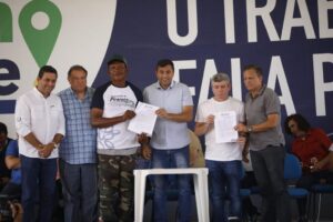 Leia mais sobre o artigo Governo do Amazonas vai pagar subvenção do pirarucu manejado a pescadores de 12 municípios até o fim do ano