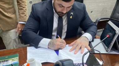 Vereador Capitão Carpê assina CPI do Transporte Público