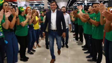 Trabalhamos para estimular a geração de empregos e apoiar quem precisa de comida na mesa, diz Wilson Lima em inauguração da Rede Havan