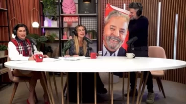 Bruno Gagliasso compra 20 toalhas com rosto de Lula para presentear amigos￼
