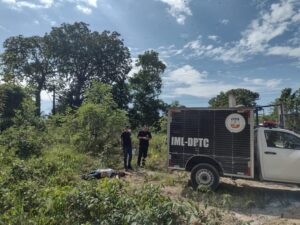 Leia mais sobre o artigo Homem achado em ramal foi degolado e esfaqueado 18 vezes em Manaus