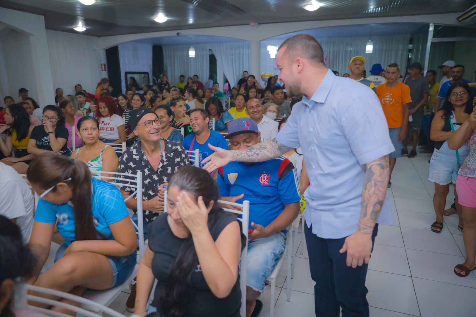 Você está visualizando atualmente Adail Filho se encontra com lideranças na Zona Centro-Oeste de Manaus