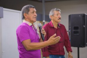 Leia mais sobre o artigo Feirantes de Manaus somam ideias a pré-campanha de Adail Filho