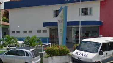 Homem é preso por bater na mãe de 71 anos em Manaus
