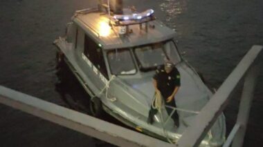 Corpo de jovem é encontrado em área de flutuante em Manaus