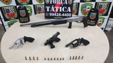 PM apreende arsenal de armas em invasão na Zona Leste