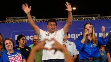 Wilson está 10 pontos à frente do segundo colocado e mantém liderança em nova pesquisa eleitoral