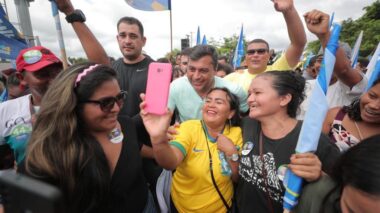 Wilson Lima renova compromissos com a população de Coari e Barcelos