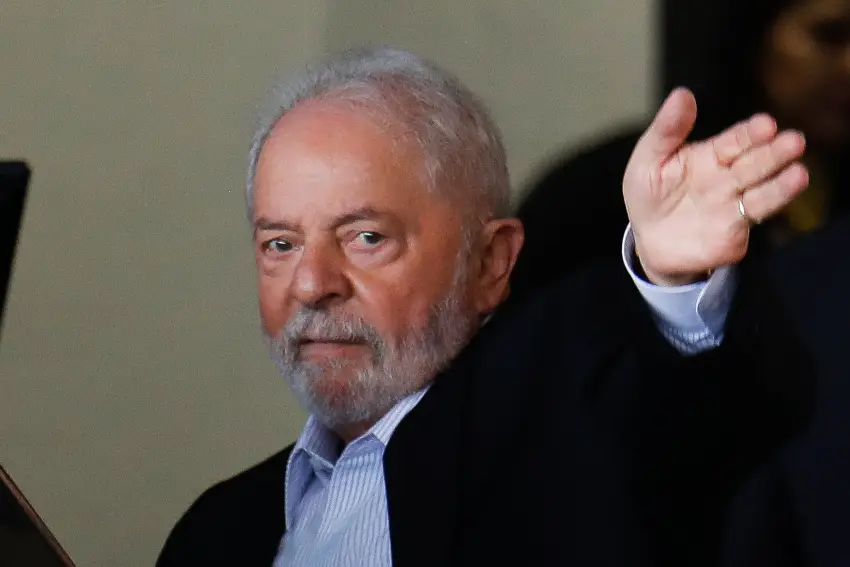 No momento, você está visualizando ‘Mercado fica nervoso à toa’, diz Lula sobre queda da bolsa