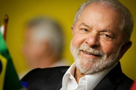 Leia mais sobre o artigo Gilmar Mendes libera bens de Lula bloqueados na época da Lava Jato