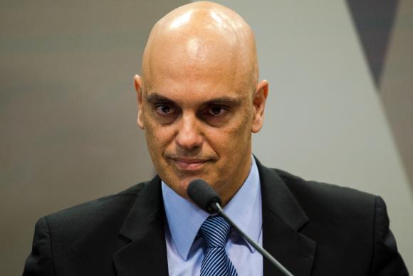 Você está visualizando atualmente Seccionais da OAB pedem a Conselho Federal providências sobre ações de Moraes