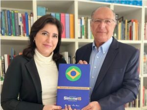 Leia mais sobre o artigo Alckmin anuncia Simone Tebet para área de desenvolvimento social da transição