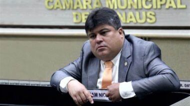 Vereadores da CMM preparam ato contra reeleição de David Reis