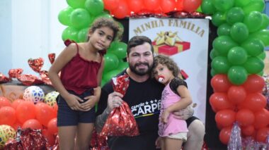 Capitão Carpê promove ação de natal “Amigos Solidários” no bairro da Compensa