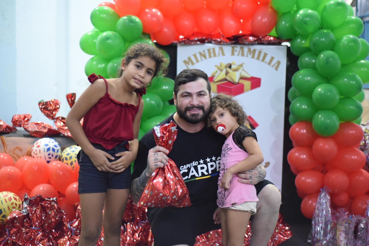 No momento, você está visualizando Capitão Carpê promove ação de natal “Amigos Solidários” no bairro da Compensa