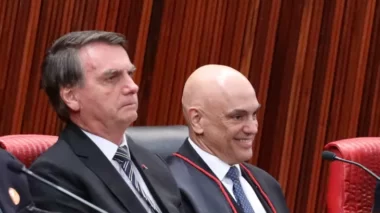 STF forma maioria para arquivar ação de Bolsonaro contra Moraes