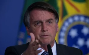 Leia mais sobre o artigo PT quer denunciar Bolsonaro por “liberar recursos” nas eleições