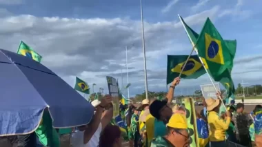 DF: Exército amplia área onde manifestantes estão acampados