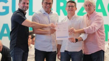 ‘Batalhamos muito, foi uma luta grande’, disse moradora do conjunto Nova Cidade que recebeu Habite-se do imóvel