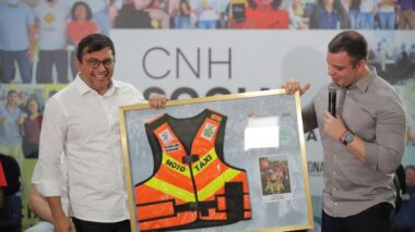 Governador Wilson Lima anuncia convocação de 18 mil pessoas para a CNH Social