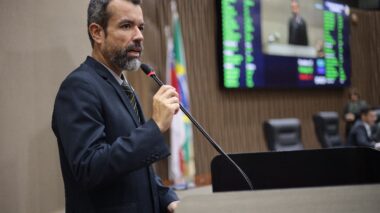 Peixoto é o vereador de Manaus com mais leis aprovadas na atual legislatura