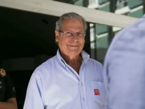 Leia mais sobre o artigo José Dirceu sai de férias e Cuba é o destino escolhido por ele