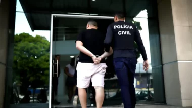 Suspeitos de se passar por desembargadores para aplicar golpes são presos no Ceará