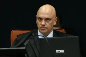 Leia mais sobre o artigo Moraes pede a própria prisão em registro feito no sistema do CNJ