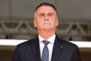 Leia mais sobre o artigo Em discurso, Bolsonaro dá sinal que concorrerá á presidência em 2026