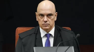 Moraes nega pedido que tentava suspender posse de deputados