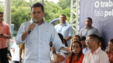 Vice-governador Tadeu de Souza inaugura quatro unidades móveis do PAC e amplia serviços de cidadania