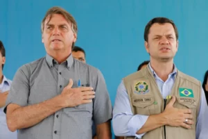 Leia mais sobre o artigo STF: Lewandowski nega salvo-conduto para Bolsonaro e Torres