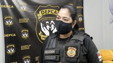Mãe é presa suspeita de matar filha por asfixia em Manaus