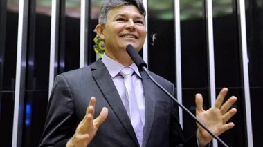 Deputado aciona PGR contra uso da linguagem neutra pela EBC