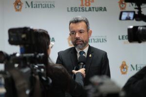 Leia mais sobre o artigo Projeto de Peixoto quer transparência no controle de gastos em políticas socioassistenciais da Prefeitura de Manaus