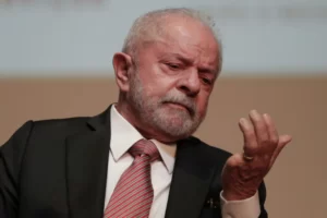 Leia mais sobre o artigo Lula culpa Bolsonaro por calotes de Cuba e Venezuela no BNDES