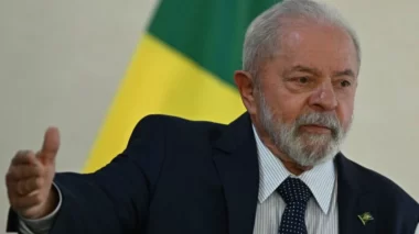 Lula escolhe militante do MST para o comando do Incra