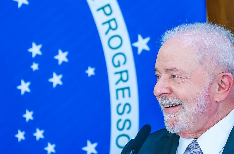 No momento, você está visualizando IR: Lula não cumpre promessa e faixa de isenção cai pela metade