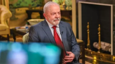 Lula é chamado de ladrão por brasileiros nos EUA; veja o vídeo